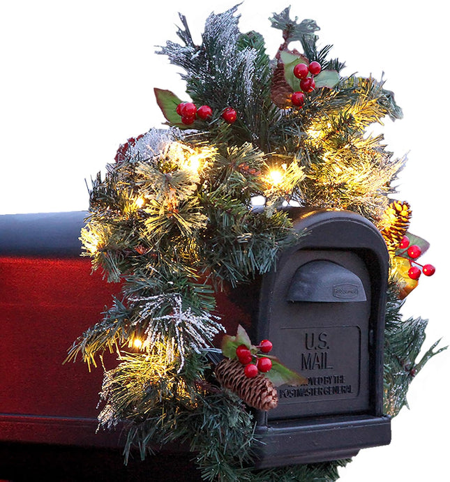 Trenton s Lighted Mailbox Swag