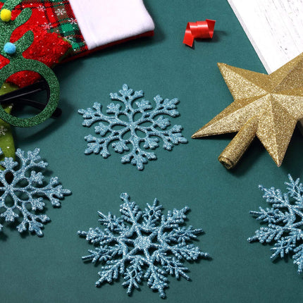 50 Pieces Plastic Snowflake Ornaments Glitter Snowflake Christmas Tree Hanging Decorations with 50 Pieces Hooks for Winter Wonderland Home Decor Xmas Party Favors Supplies
