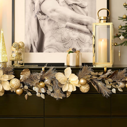Valery Madelyn 6 feet Pre-Lit Christmas Garland with Lights for Mantle, Lighted Battery Operated Xmas Garland with Champagne Gold Balls for Front Door Fireplace Table Centerpiece Outdoor Window Decor