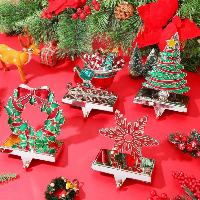 Zhengmy 4 Pcs Christmas Stocking Holders for Mantel Reindeer Snowflake Snowman Pine Xmas Tree Stocking Hangers Metal Stocking Mantel Holders Christmas Decoration for Xmas Fireplace (Wreath)