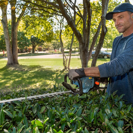 SENIX HT4QL-L 26.5 cc 4 Cycle Gas Powered Hedge Trimmer