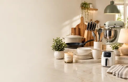 <h2><strong>Home &<br/>Kitchen</strong></h2>