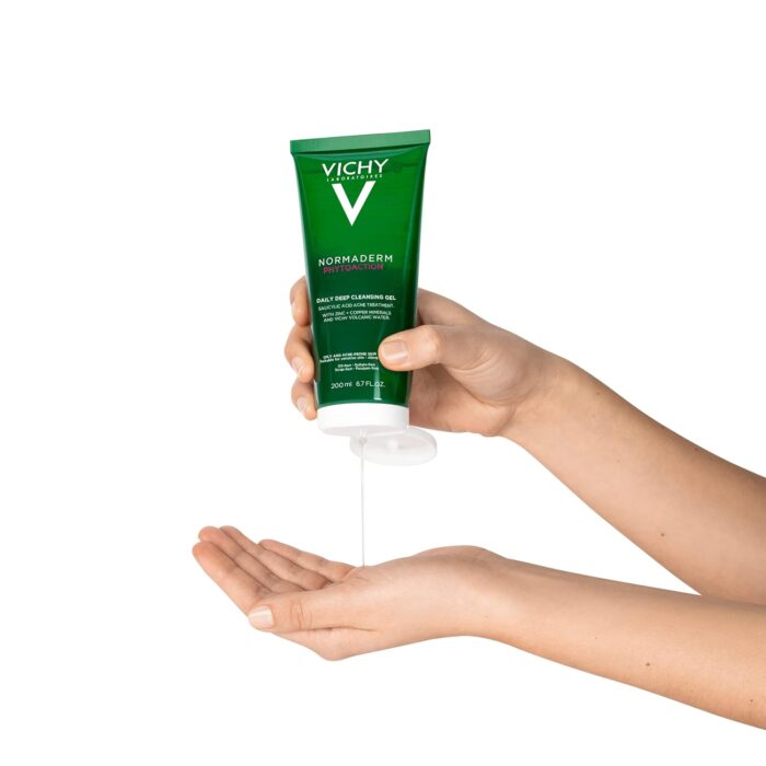 VICHY Normaderm Daily Acne Face Wash, Salicylic Acid Face Cleanser for Oily & Acne Prone Skin, Acne Cleanser that Clears Clogged Pores and Blackhead - Image 24